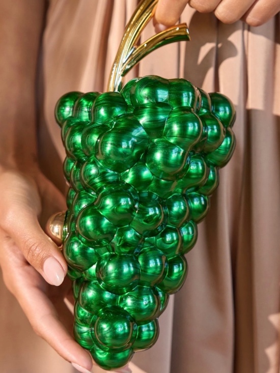 AKIRA Handbags - AKIRA I FEEL GRAPE CLUTCH Size O/SO/S